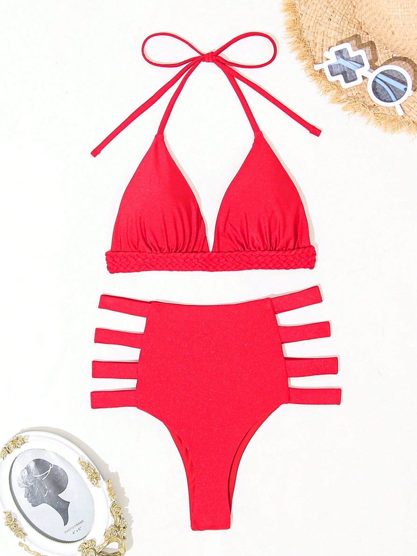 Conjunto de Biquíni Cintura Alta com Detalhe Trançado