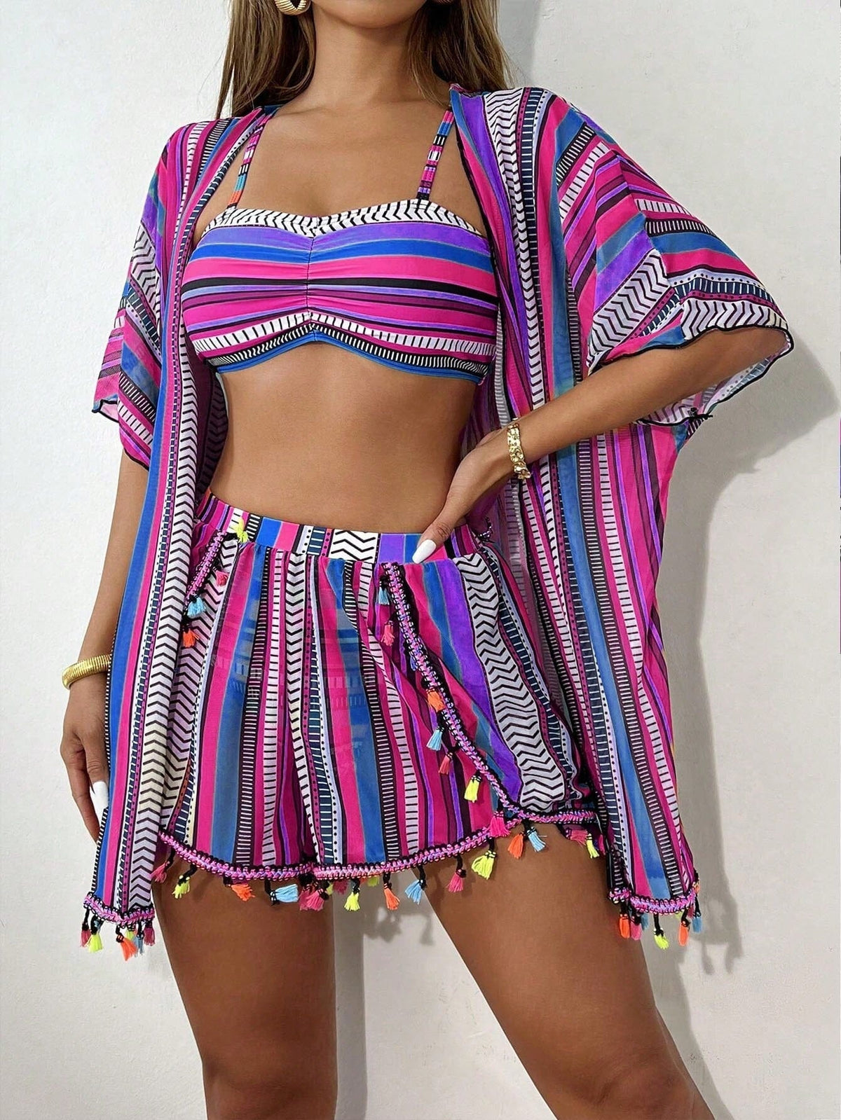 Conjunto Praia 4 Peças com Kimono – Estampa Geométrica Verão 2025